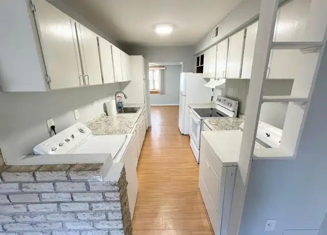 Property at 34 Wooded Way Unit 34, Calverton, NY, 11933, 3 beds, 1.5 baths, [object Object]