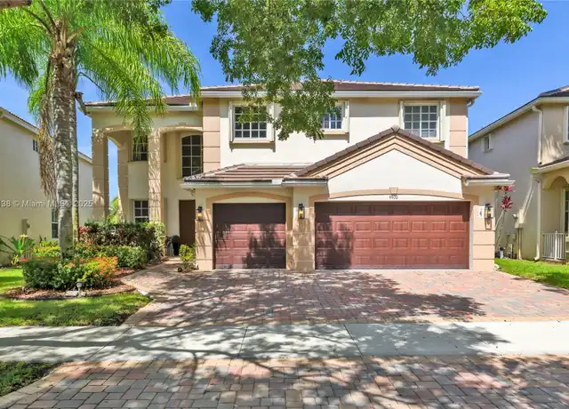 Property at 4400 Fox Ridge Dr, Weston, FL, 33331, 5 beds, 4 baths, [object Object]