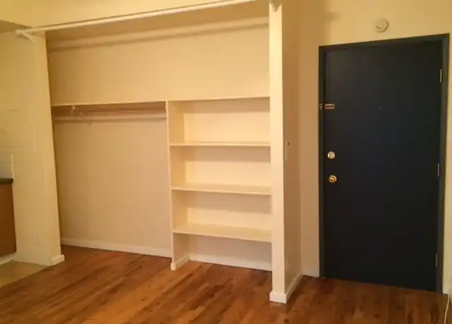 Property at Washington Plaza Apartments - 1129 SW Washington St, Portland, OR, 97205, 0 beds, 1 bath, [object Object]