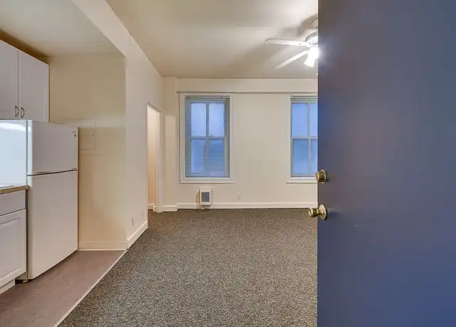 Property at Washington Plaza Apartments - 1129 SW Washington St, Portland, OR, 97205, 0 beds, 1 bath, [object Object]