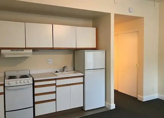 Property at Washington Plaza Apartments - 1129 SW Washington St, Portland, OR, 97205, 0 beds, 1 bath, [object Object]