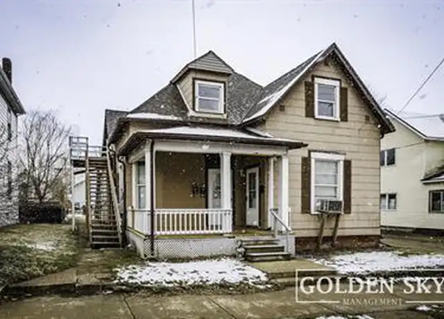 Property at 907 W Main St, Muncie, IN, 47305, 2 beds, 1 bath, [object Object]