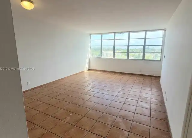 Property at 2025 NE 164th St #602, North Miami Beach, FL, 33162, 1 bed, 1.5 baths, [object Object]