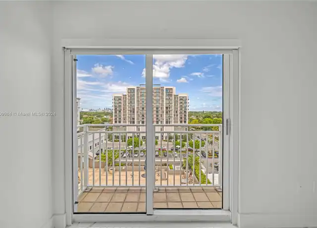 Property at 50 Menores Ave Unit 7, Coral Gables, FL, 33134, 1 bed, 1 bath, [object Object]