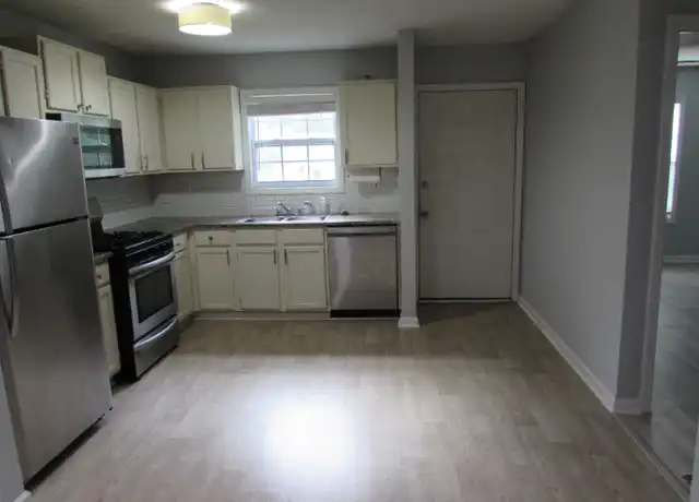 Property at 3948 Henry Ct, Acworth, GA, 30101, 2 beds, 1.5 baths, [object Object]