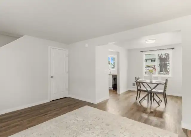 Property at 2001 E Desmet Ave Unit 1, Spokane, WA, 99202, 2 beds, 1 bath, [object Object]