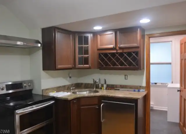 Property at 94 Madison St, Dover, NJ, 07801, 1 bed, 1 bath, [object Object]