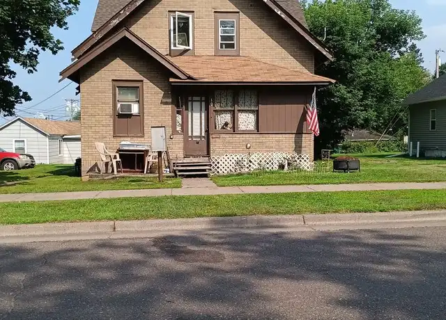 Property at 10 15th St Apt 4, Cloquet, MN, 55720, 2 beds, 1 bath, [object Object]