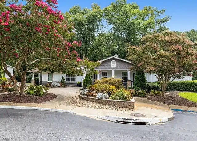 Property at Chimneys of Greenville - 4990 Old Spartanburg Rd, Taylors, SC, 29687, 1-3 bed, 1-2 bath, [object Object]