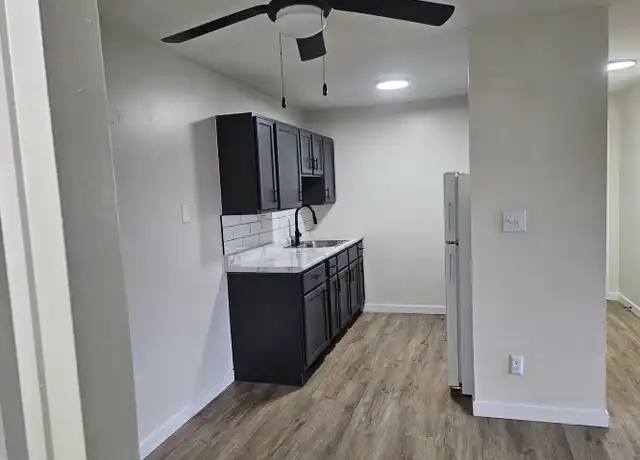 Property at 6239 SE 5th St Unit 6205-31, Des Moines, IA, 50315, 1 bed, 1 bath, [object Object]