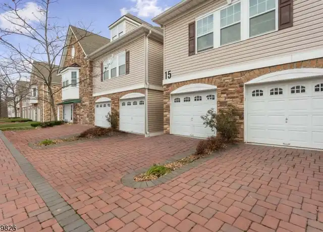 Property at 90 Rosewood Ave Unit 29, Springfield, NJ, 07081, 2 beds, 2.5 baths, [object Object]