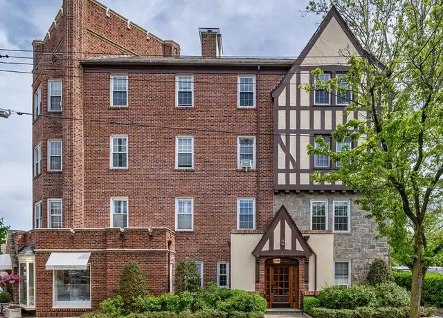 Property at 1 Cedar St Unit 2A, Bronxville, NY, 10708, 2 beds, 1 bath, [object Object]