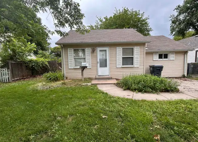 Property at 2424 W Saint Louis St, Wichita, KS, 67203, 3 beds, 1 bath, [object Object]