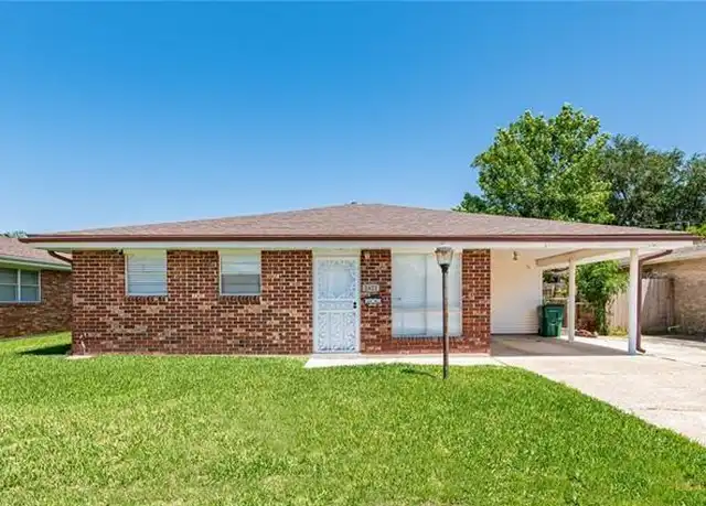 Property at 1621 Maplewood Dr, Harvey, LA, 70058, 3 beds, 2 baths, [object Object]