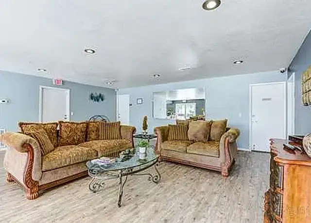 Photo of 4325 40th St W, Bradenton, FL 34205