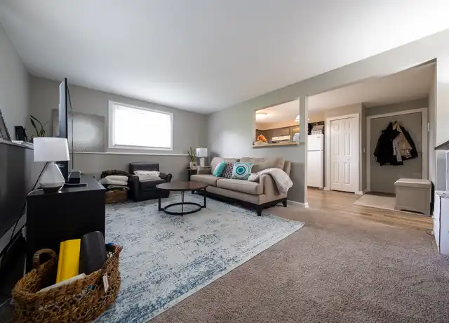 Property at 4784 Tacoma Cir SE Unit 4, Prior Lake, MN, 55372, 2 beds, 1 bath, [object Object]