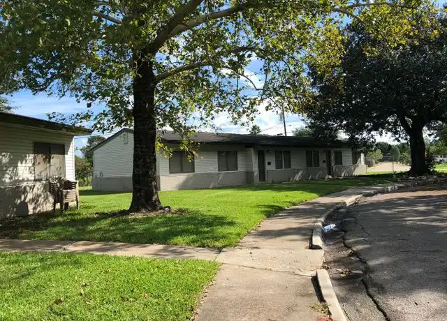 Property at 400 Bower Rd Unit CP17, Bridge City, TX, 77611, 4 beds, 1 bath, [object Object]