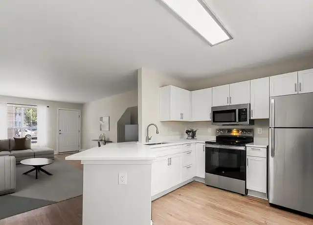Property at Peachtree Park Apartments - 1000 Peachtree Park Dr NE, Atlanta, GA, 30309, 1-3 bed, 1-2 bath, [object Object]