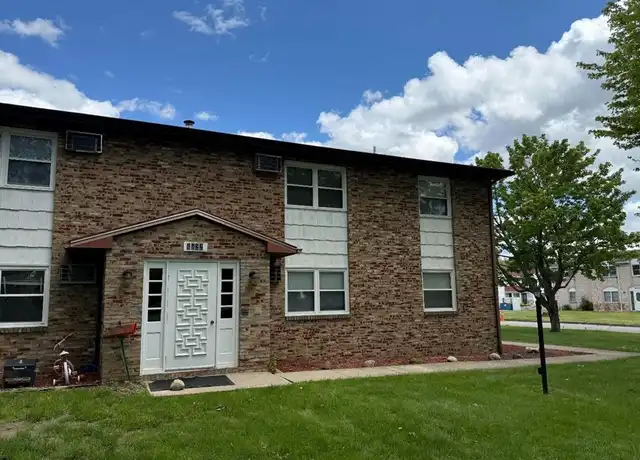 Property at 8422 Colwyn Ct, Youngstown, OH, 44512, 2 beds, 1 bath, [object Object]