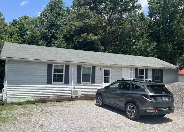 Property at 134 N Poole St, Ashland City, TN, 37015, 2 beds, 1 bath, [object Object]