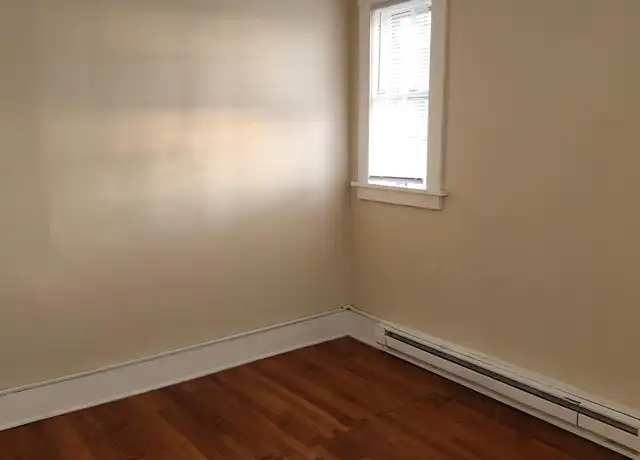 Property at 817 5th St NW Unit 12, Canton, OH, 44703, 1 bed, 1 bath, [object Object]