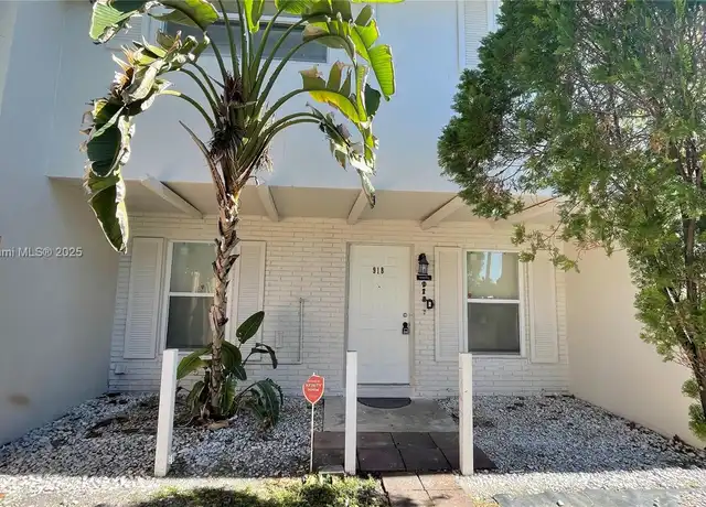 Property at 918 SW 74th Ave, North Lauderdale, FL, 33068, 3 beds, 2.5 baths, [object Object]