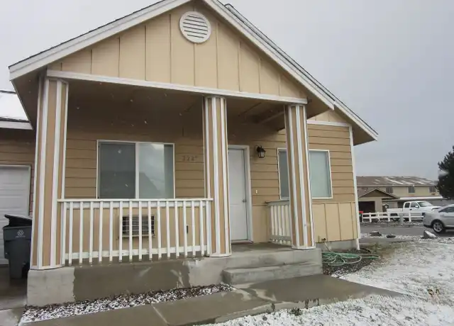 Property at 2227 Jakob Ave, La Grande, OR, 97850, 3 beds, 2 baths, [object Object]