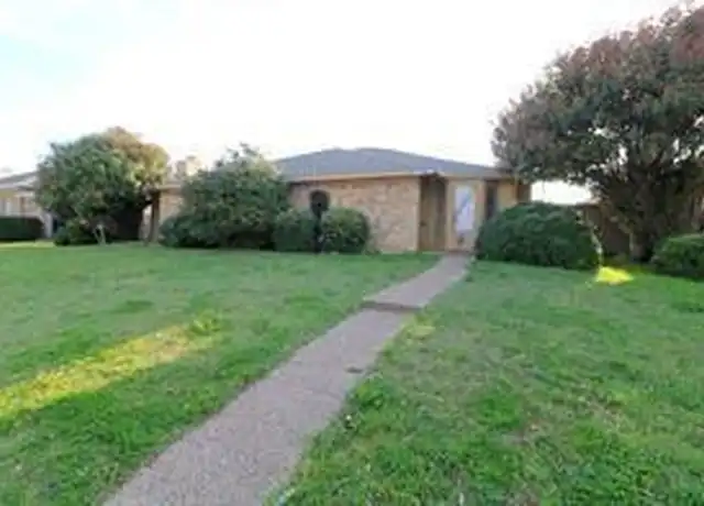 Property at 11914 Garden Terrace Dr, Dallas, TX, 75243, 3 beds, 2 baths, [object Object]
