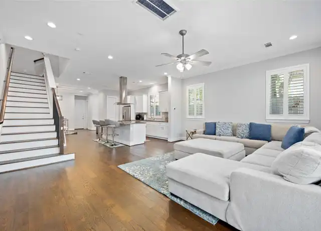Property at 1324 W Pierce St, Houston, TX, 77019, 3 beds, 2.5 baths, [object Object]