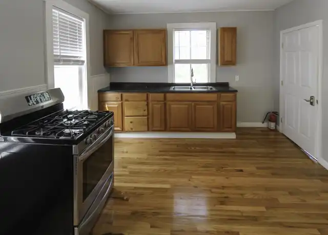 Property at 41 Clinton St, Portsmouth, NH, 03801, 2 beds, 1.5 baths, [object Object]