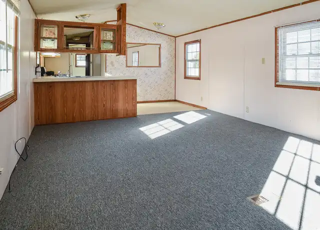 Property at 5 Hilltop Dr, Waterford, ME, 04088, 2 beds, 1 bath, [object Object]