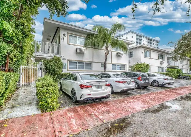 Property at 6921 Rue Vendome Unit 2, Miami Beach, FL, 33141, 1 bed, 1 bath, [object Object]