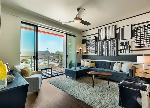 Photo of 3015 N Scottsdale Rd, Scottsdale, AZ 85251