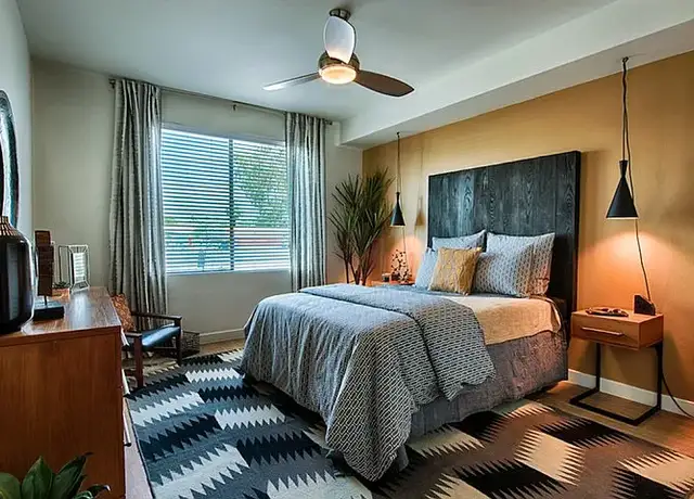 Photo of 3015 N Scottsdale Rd, Scottsdale, AZ 85251