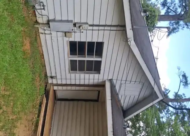 Property at 28 Red Bud St, Alexander City, AL, 35010, 3 beds, 2 baths, [object Object]