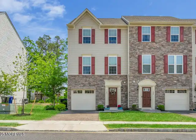 Property at 101 Susquehanna St, Toms River, NJ, 08755, 3 beds, 2.5 baths, [object Object]