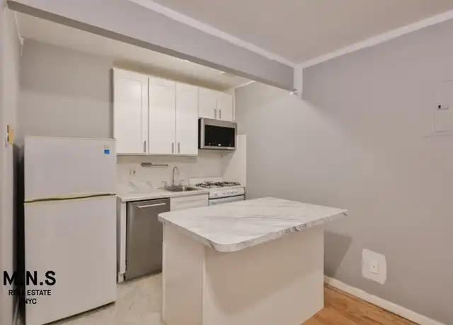 Property at 511 E 6th St Unit 5-F, New York, NY, 10009, 2 beds, 1 bath, [object Object]