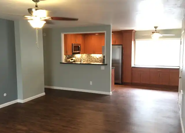 Property at 3883 Jewell St Unit c02, San Diego, CA, 92109, 2 beds, 2 baths, [object Object]