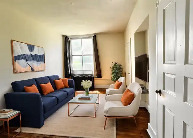 Property at 124 W Wayne Ave Unit B, Wayne, PA, 19087, 1 bed, 1 bath, [object Object]