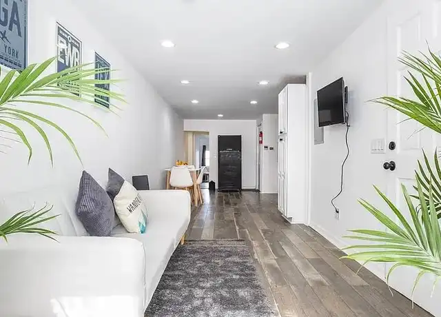 Property at 212 19th St, Union City, NJ, 07087, 1 bed, 1 bath, [object Object]
