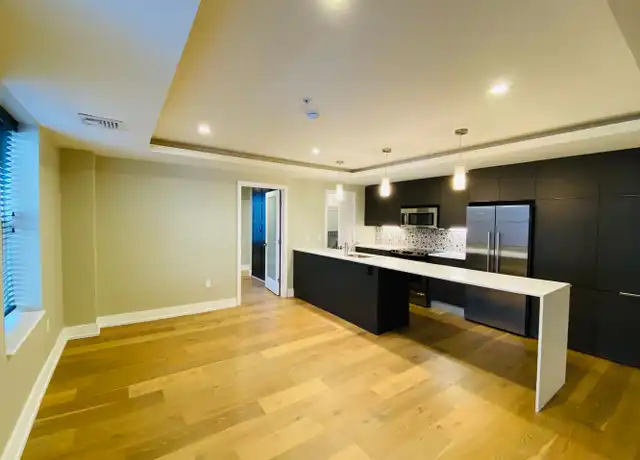 Property at 4525 Walnut Associates LP - 1222 Locust St, Philadelphia, PA, 19107, 2 beds, 2-2.5 baths, [object Object]