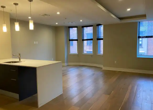 Property at 4525 Walnut Associates LP - 1222 Locust St, Philadelphia, PA, 19107, 1-2 bed, 1-2 bath, [object Object]