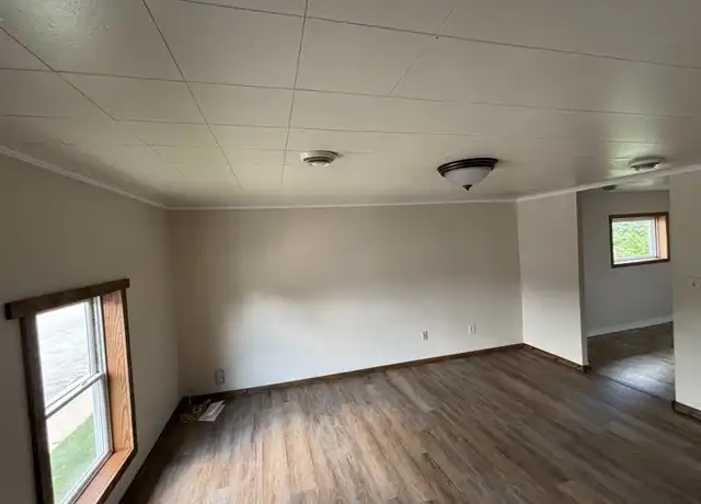 Property at 132 S Main St, Plainfield, WI, 54966, 1 bed, 1 bath, [object Object]