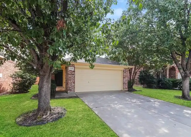 Property at 2709 Lynx Ln, Fort Worth, TX, 76244, 4 beds, 2 baths, [object Object]