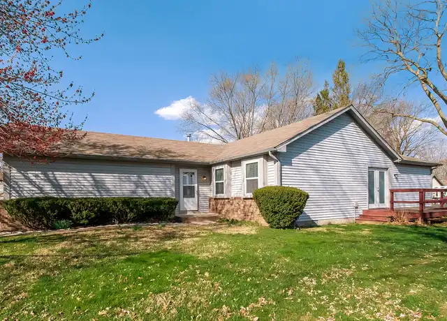 Property at 9205 Warwick Rd, Indianapolis, IN, 46240, 3 beds, 2 baths, [object Object]
