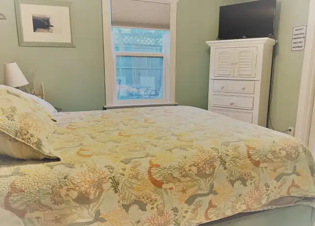 Property at 615 15th St #3, Virginia Beach, VA, 23451, 2 beds, 1 bath, [object Object]