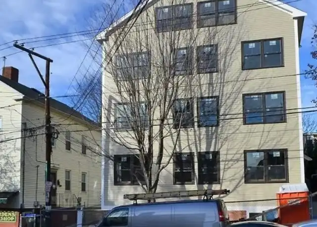 Property at 298 Wickenden St Unit 02, Providence, RI, 02903, 2 beds, 1 bath, [object Object]