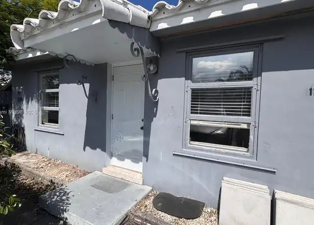 Property at 1116 NE 16th Ter Unit 1, Fort Lauderdale, FL, 33304, 1 bed, 1 bath, [object Object]