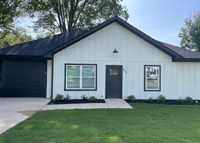Property at 209 Crestview St, Whitehouse, TX, 75791, 3 beds, 2 baths, [object Object]