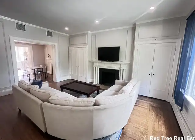 Property at 1712 Beacon St Unit 1, Brookline, MA, 02445, 3 beds, 1 bath, [object Object]